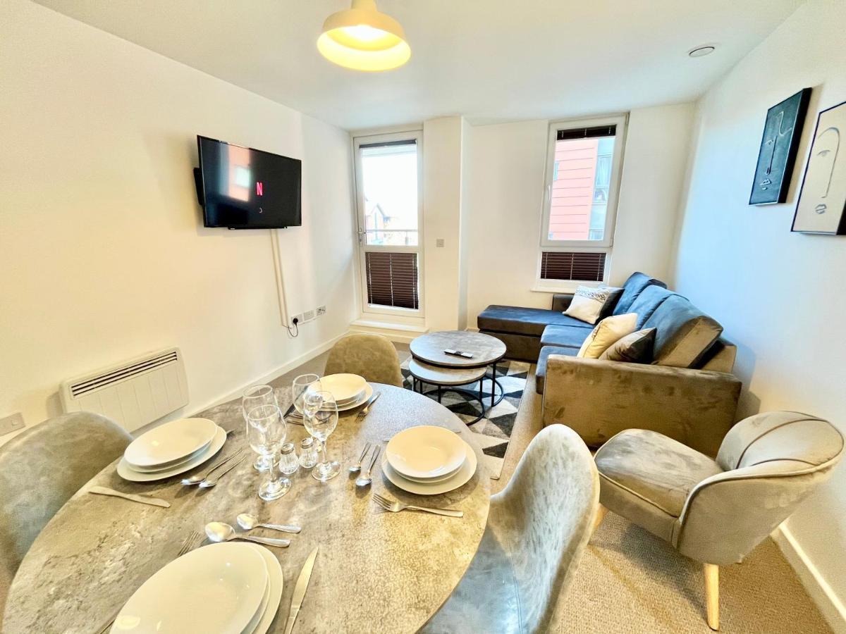 2 Bedroom, 2 Bathroom Modern Apartment Close To Ocean Village, Free Parking, Single Or Double Beds Southampton Exteriör bild